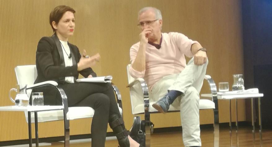 Lorena Jaume-Palasí y Ramón López de Mantaras hablando de Inteligencia Artificial. 